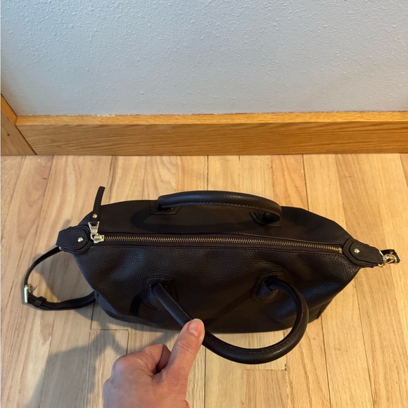 Talbots gorgeous chocolate brown leather. Detachable strap & top handle design - Picture 6 of 14